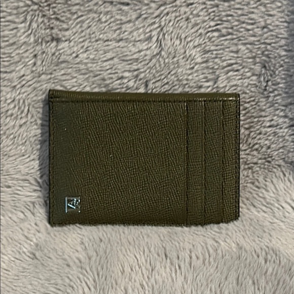 MCM Unisex Green Leather Wallet Compact Design - Picture 3 of 10
